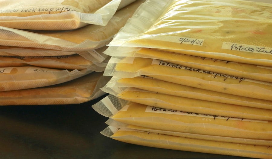 Packets of bulk vacuum sealer bags